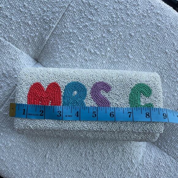 Island To East Side Mrs. C Clutch - Picture 6 of 10